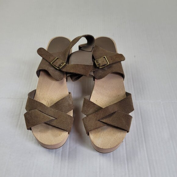LOFT Criss Cross Leather & Suede Clog Sandals - Picture 4 of 16